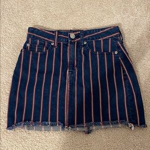 American Eagle Outfitters Blue and Red Mini Skirt Casual